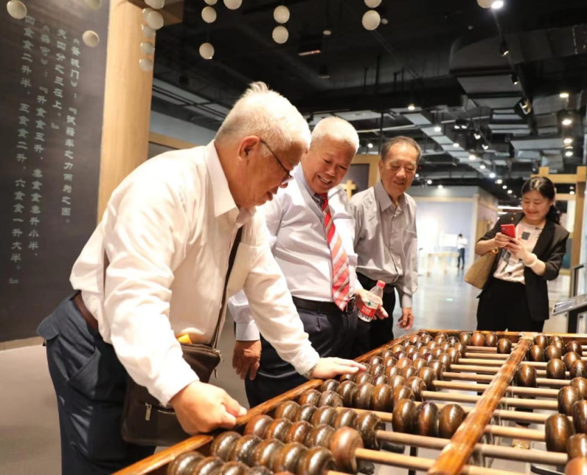 机械展览_鲁班纪念馆_鲁班文化节交流会-38
